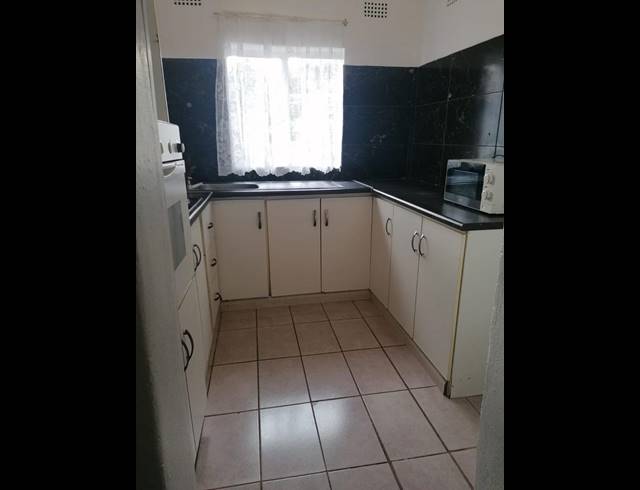 1 BEDROOM PROPERTY TO RENT IN CLUBVIEW